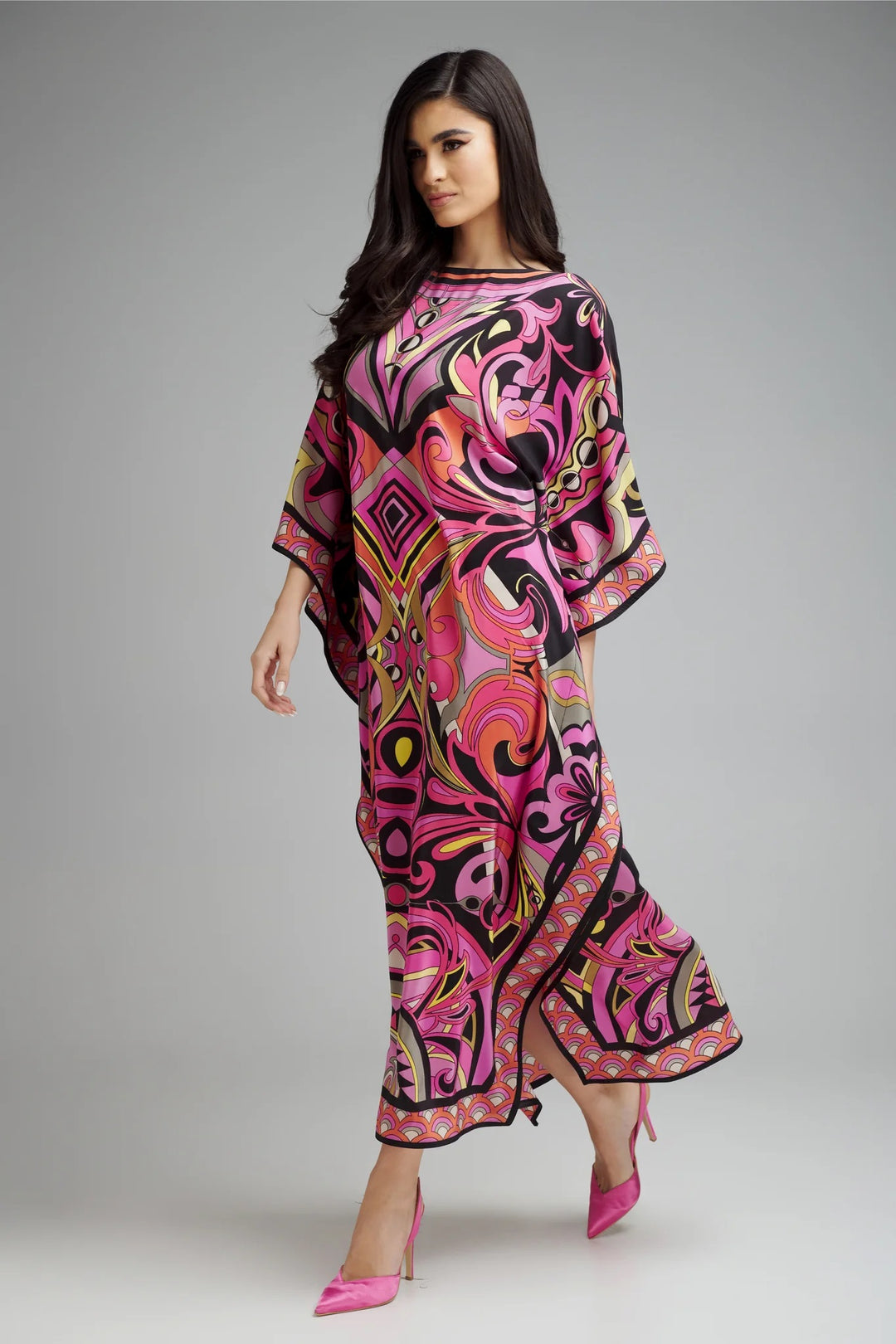 Women's Diamond Crepe Multi Color Kaftan - BlackBeads