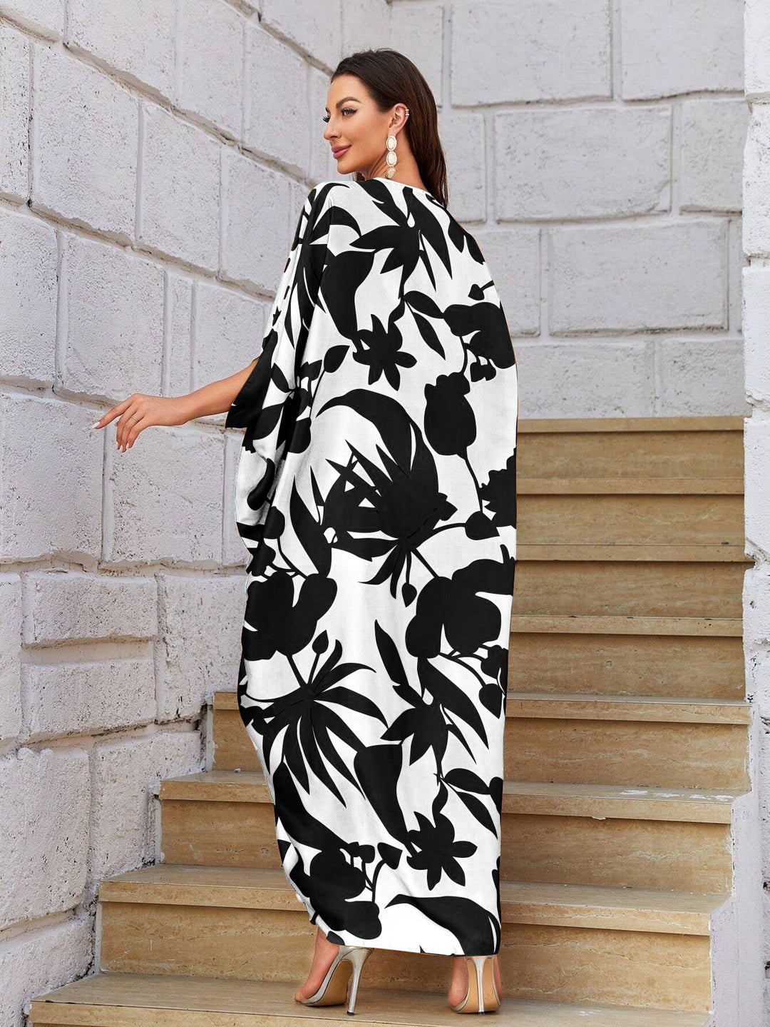 Women's Black Silk Kaftan - BlackBeads