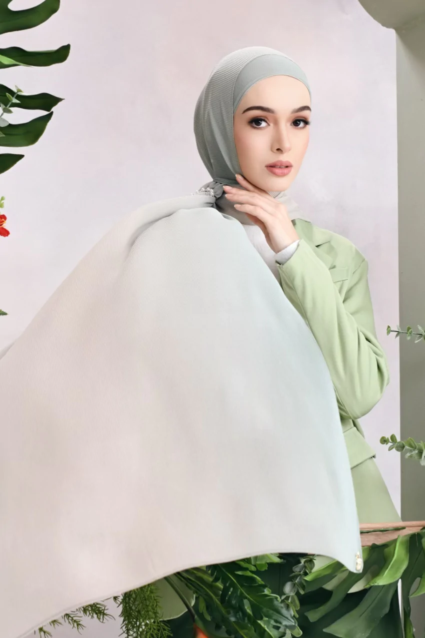 Women's Grey & white Shaded Crush Chiffon Hijab