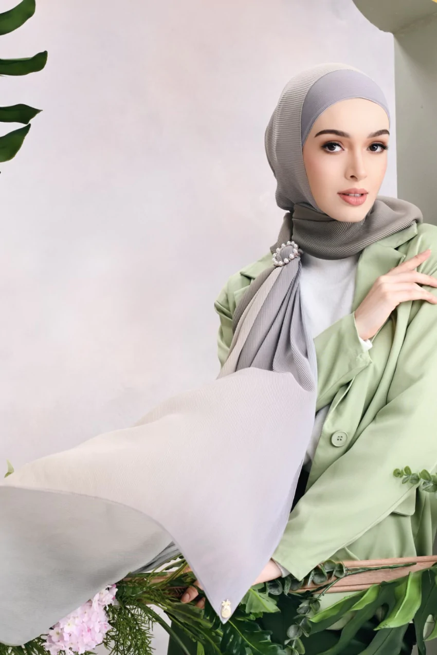 Women's OFF White Shaded Crush Chiffon Hijab