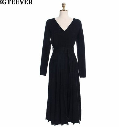 Women's Overlap Sweater Dress - blackbeads